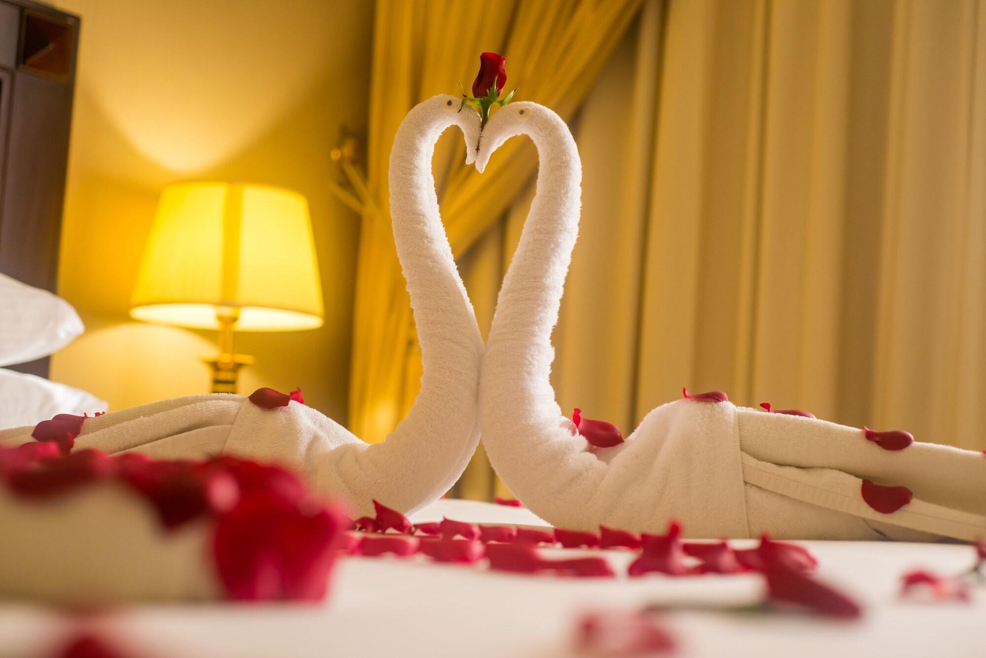 Caesar Hotel Muscat Ngoại thất bức ảnh