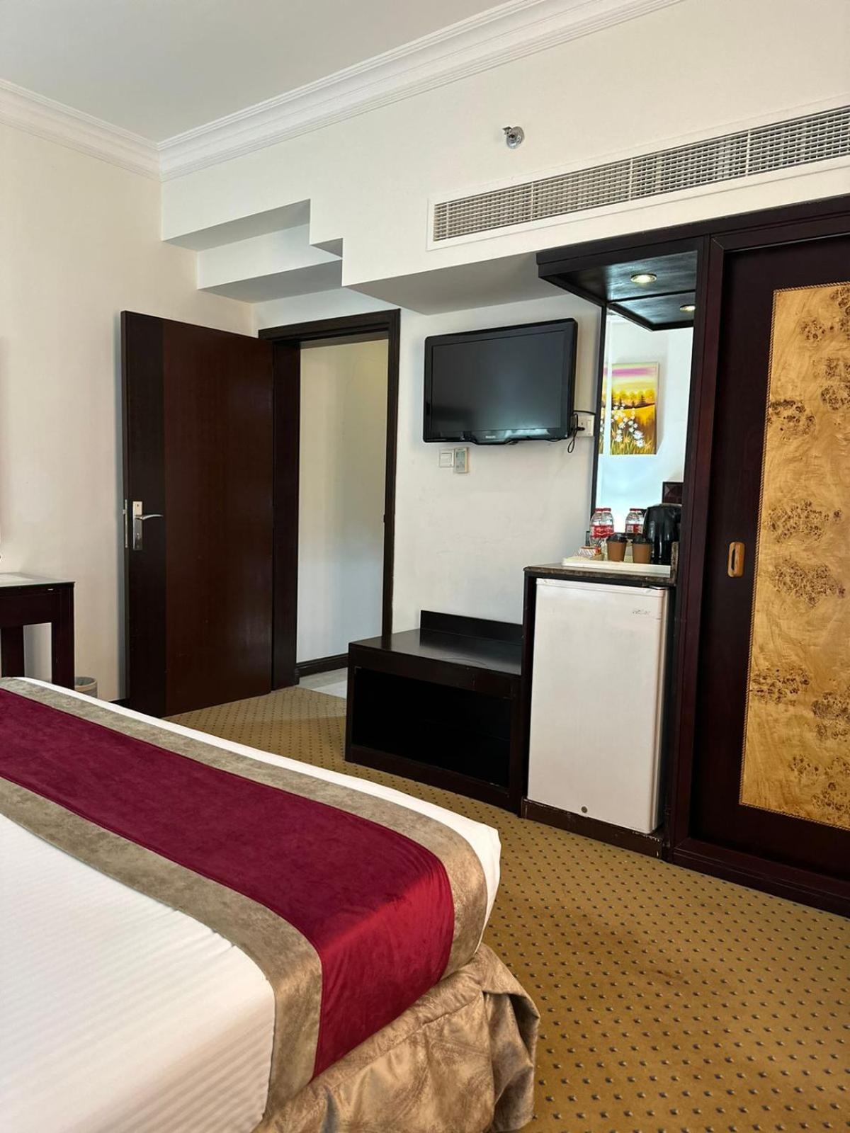 Caesar Hotel Muscat Ngoại thất bức ảnh