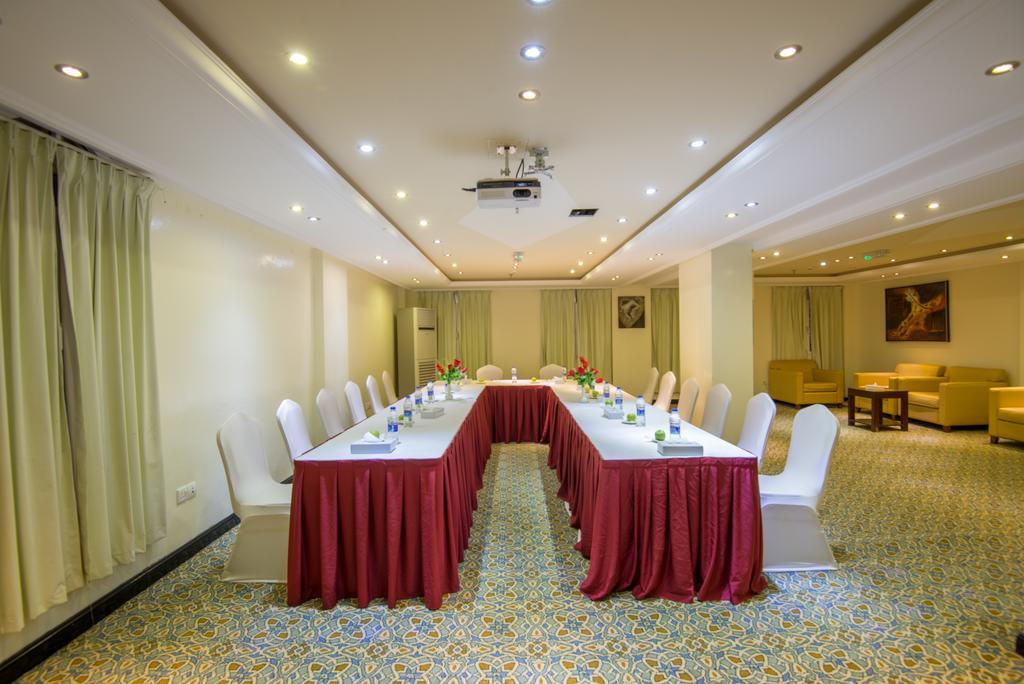 Caesar Hotel Muscat Ngoại thất bức ảnh