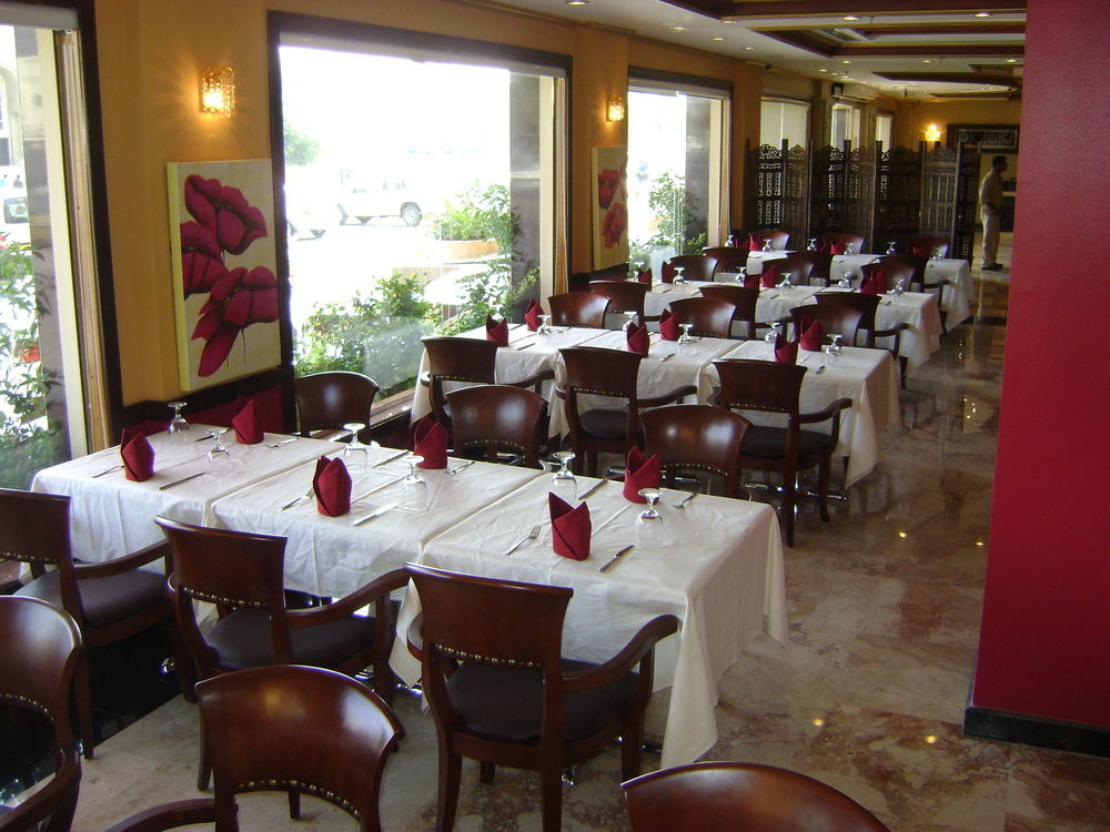 Caesar Hotel Muscat Ngoại thất bức ảnh