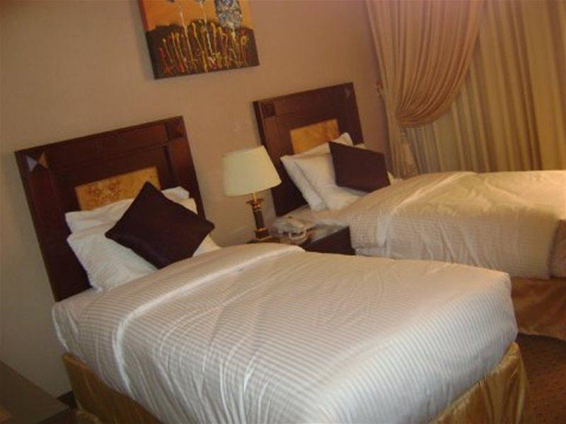 Caesar Hotel Muscat Ngoại thất bức ảnh