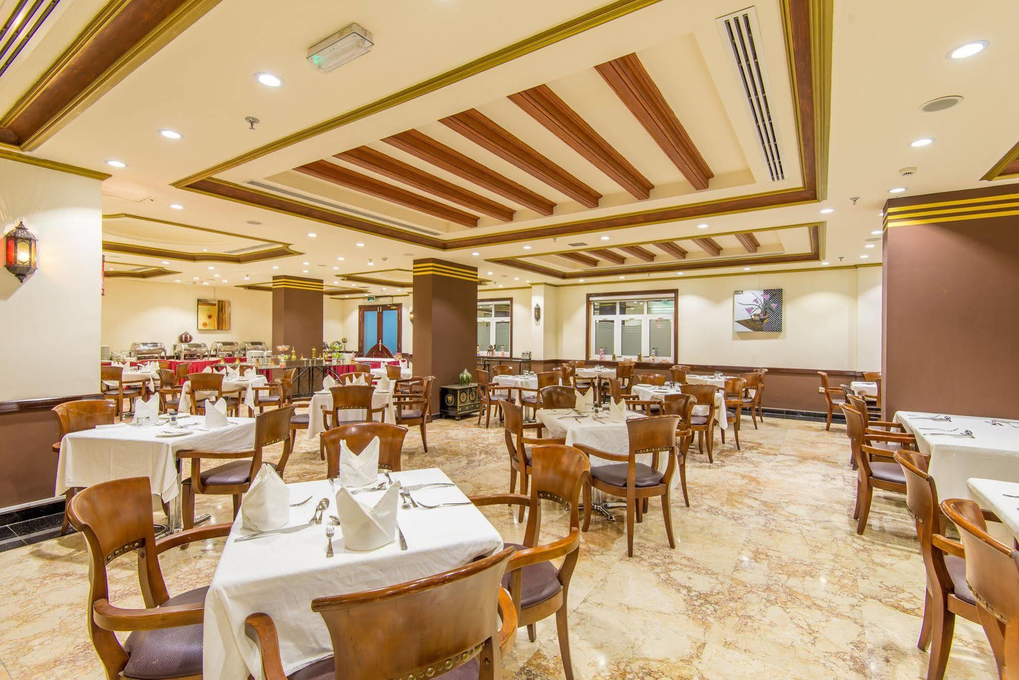 Caesar Hotel Muscat Ngoại thất bức ảnh